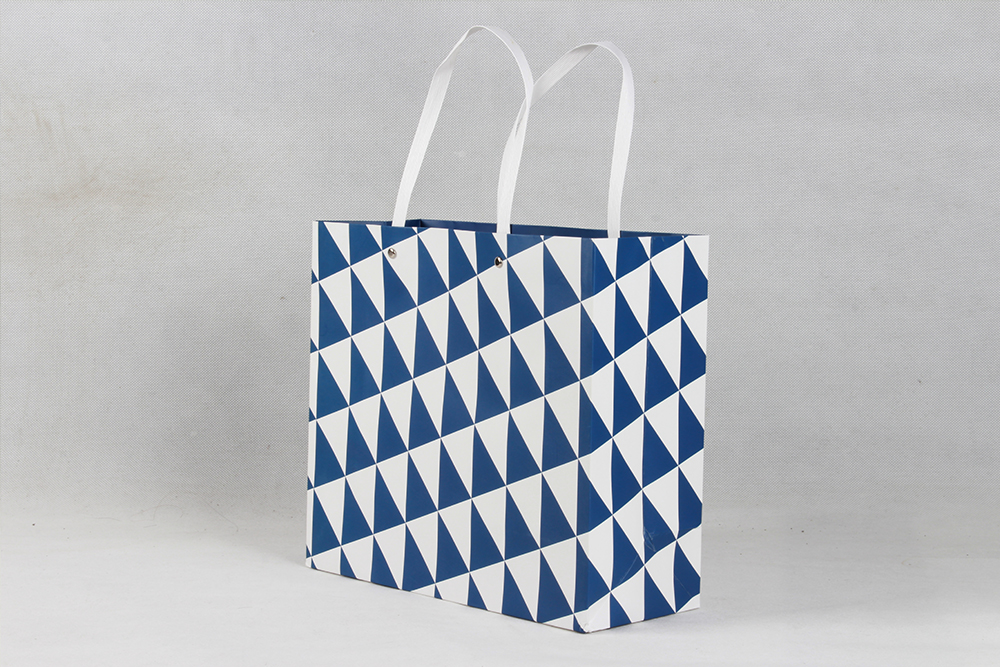 寶藍三角個性禮品銅版紙袋定制